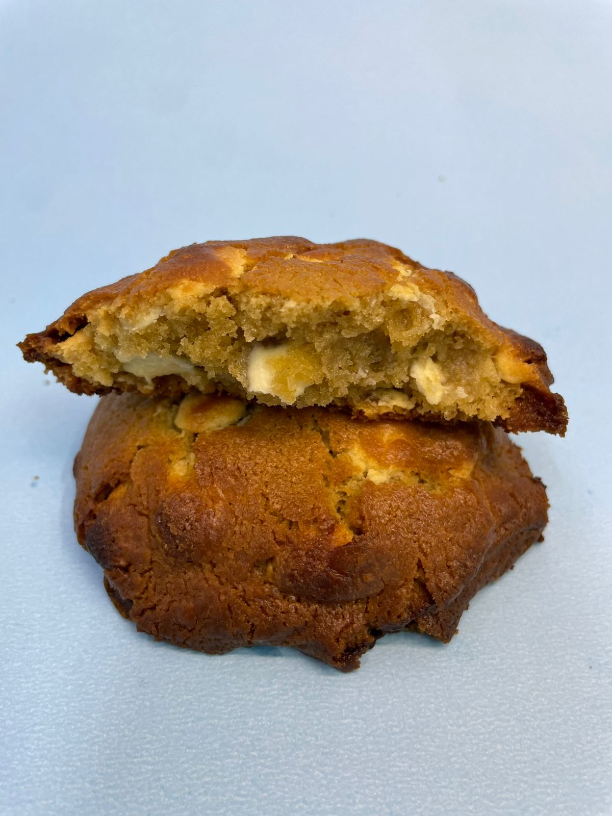 Cookie Limão Siciliano com recheio cremoso por dentro